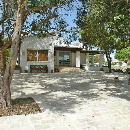 Villa Uni *