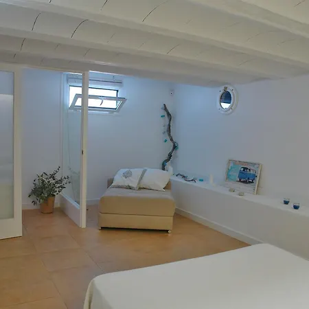 Uni Villa