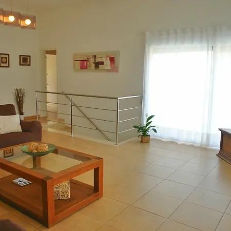 Villa Uni *